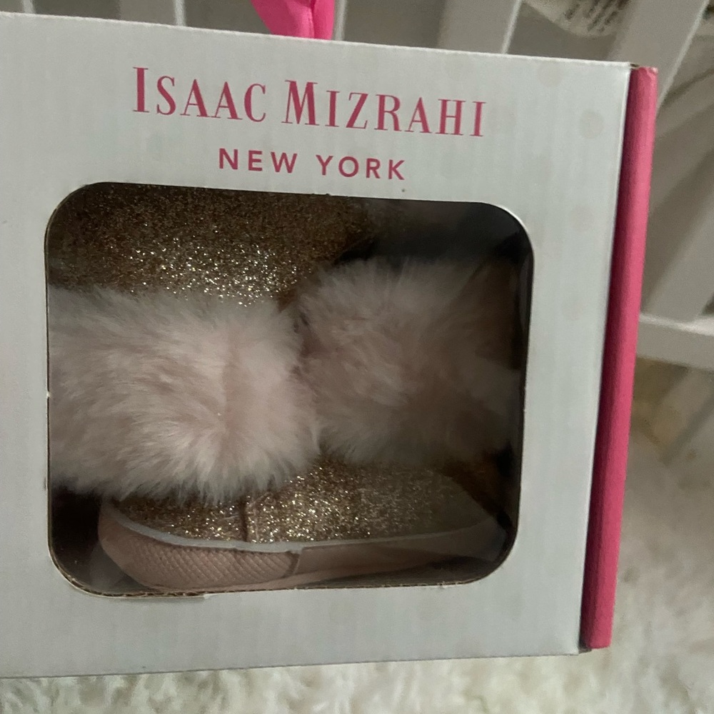 SIZE 2 BOOTS NEVER WORN STILL NEW IN BOX